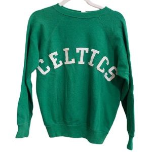 VINTAGE BOSTON CELTICS BASKETBALL SWEATSHIRT